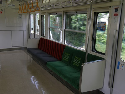 seat2.jpg(50565 byte)